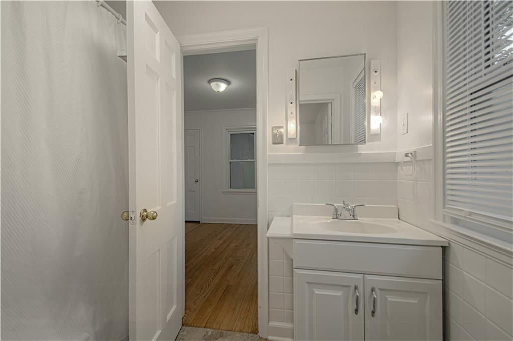 624 E 97th Street — photo 16