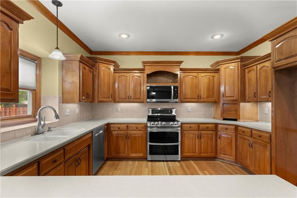 3836 SW Boulder Drive — photo 17