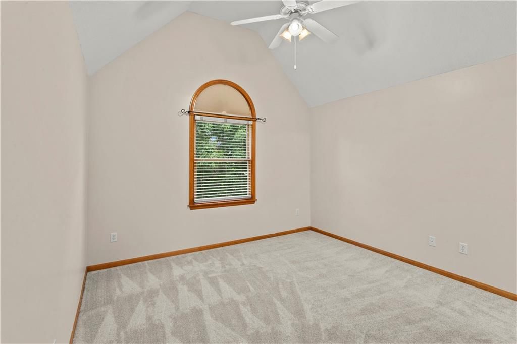 3836 SW Boulder Drive — photo 38