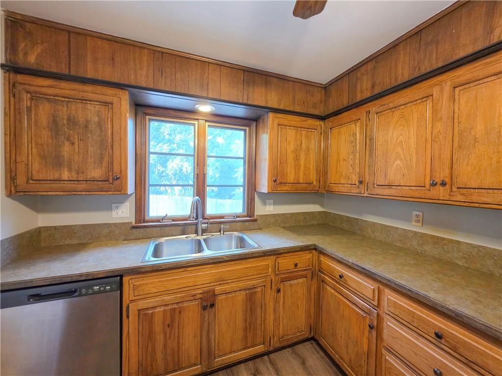 10120 W 66th Terrace — photo 22