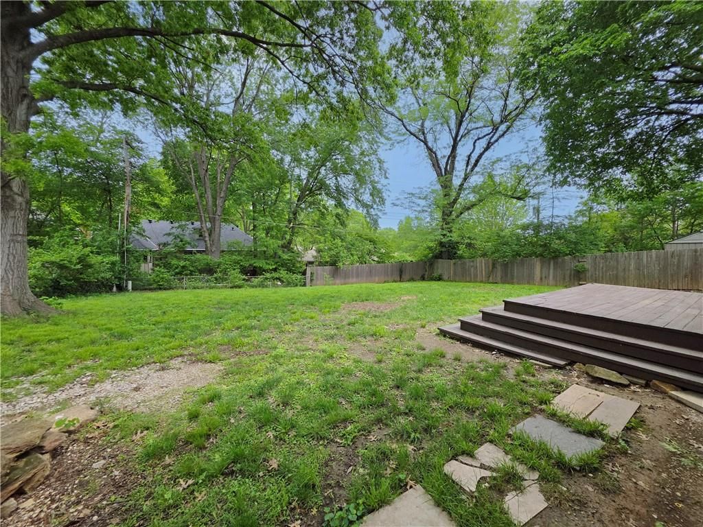 10120 W 66th Terrace — photo 29