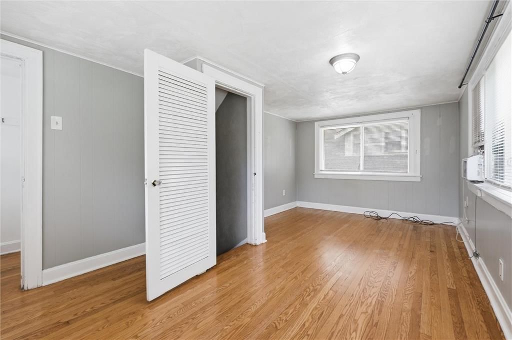 1222 E 76th Street — photo 28