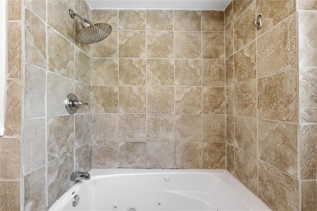 1222 E 76th Street — photo 33