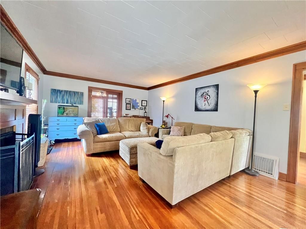 409 N Park Boulevard — photo 4