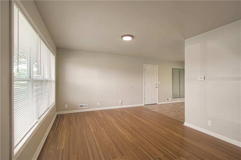11004 Blue Ridge Boulevard — photo 3