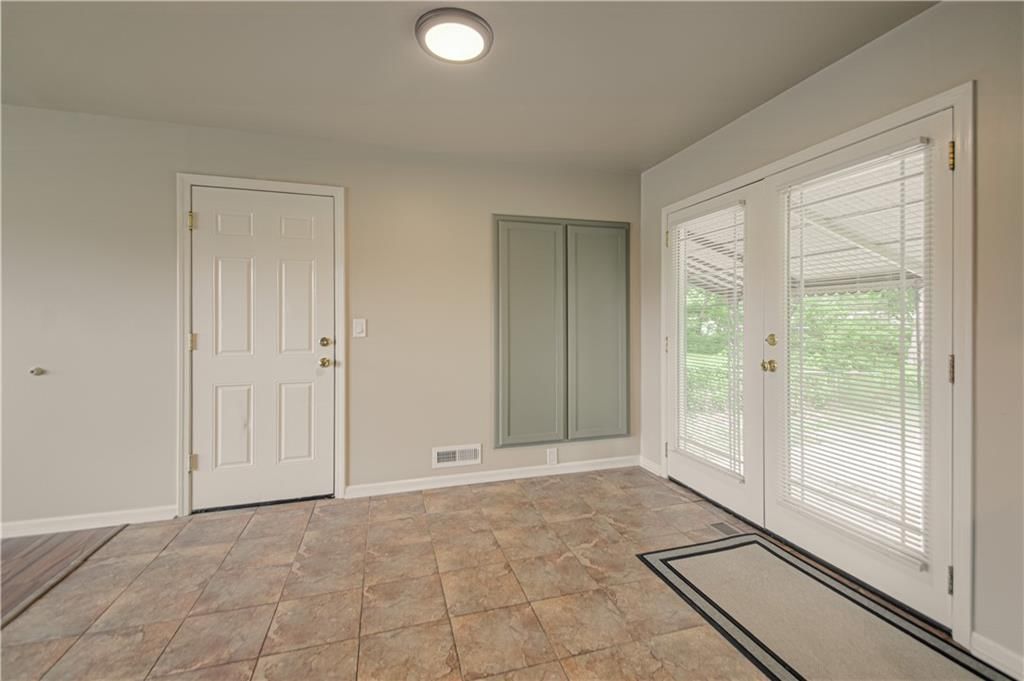 11004 Blue Ridge Boulevard — photo 10