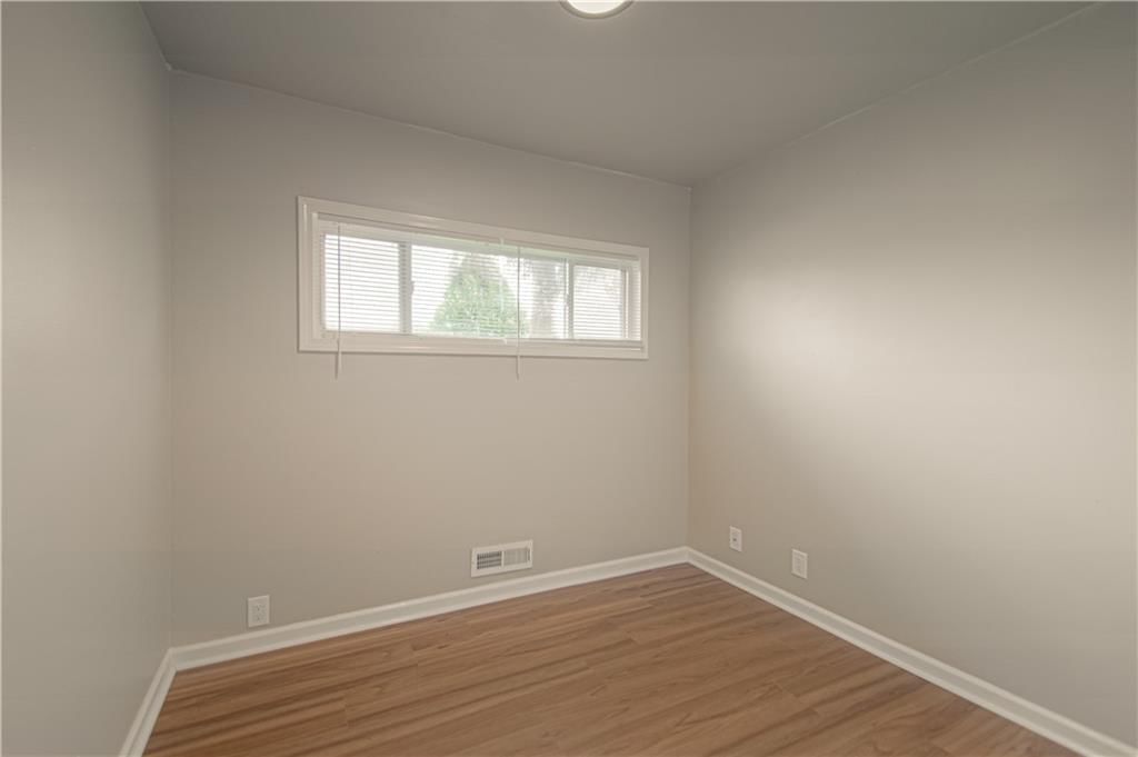 11004 Blue Ridge Boulevard — photo 16