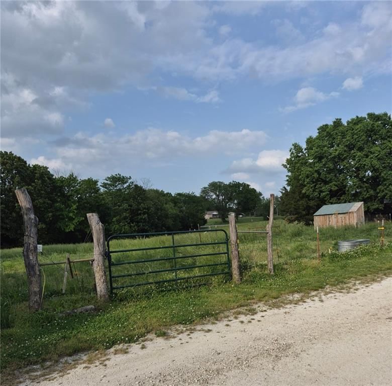 13002 US Highway 65 — photo 11