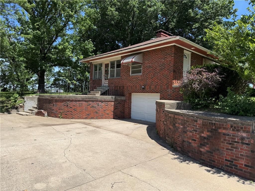 3407 Gene Field Road — photo 4