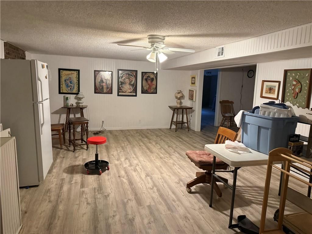 613 NE Coronado Avenue — photo 15