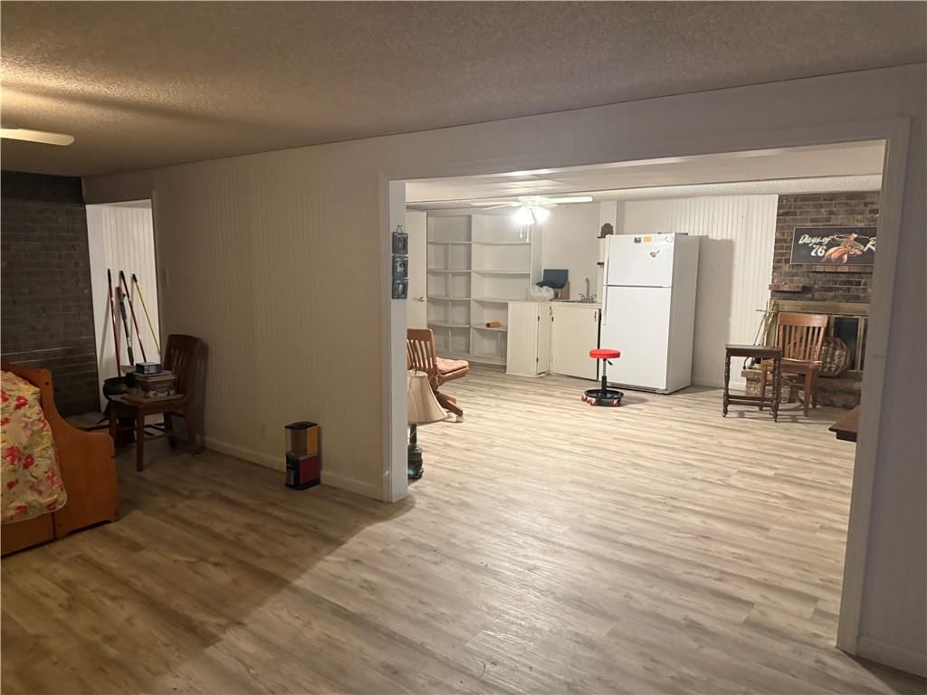 613 NE Coronado Avenue — photo 23
