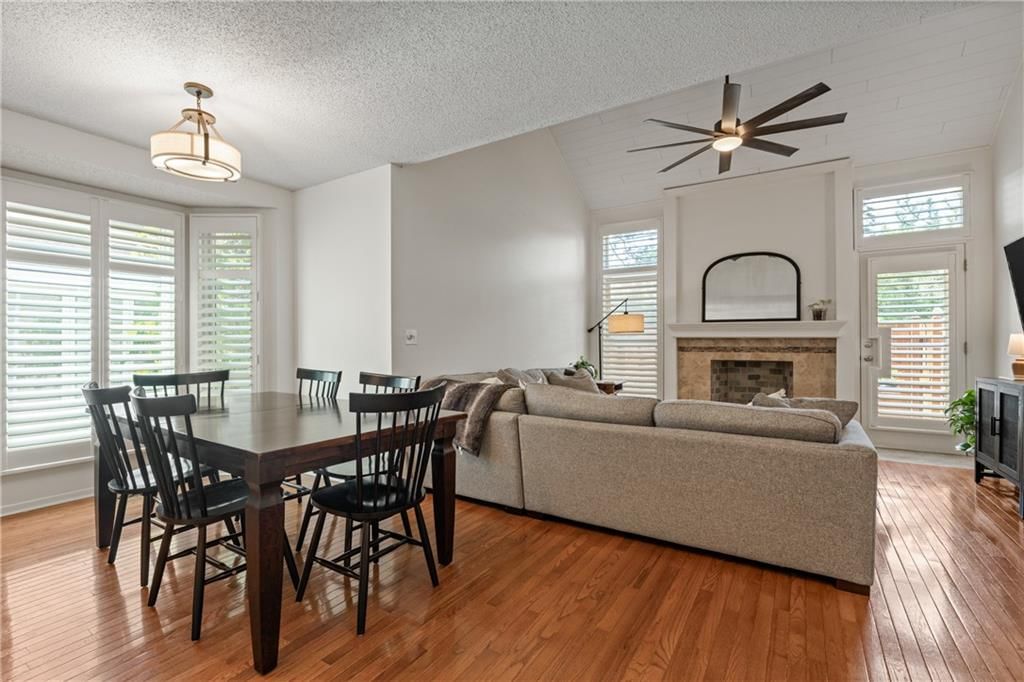 12595 Broadmoor Street — photo 9