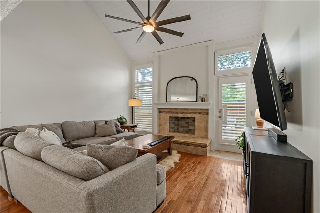 12595 Broadmoor Street — photo 11
