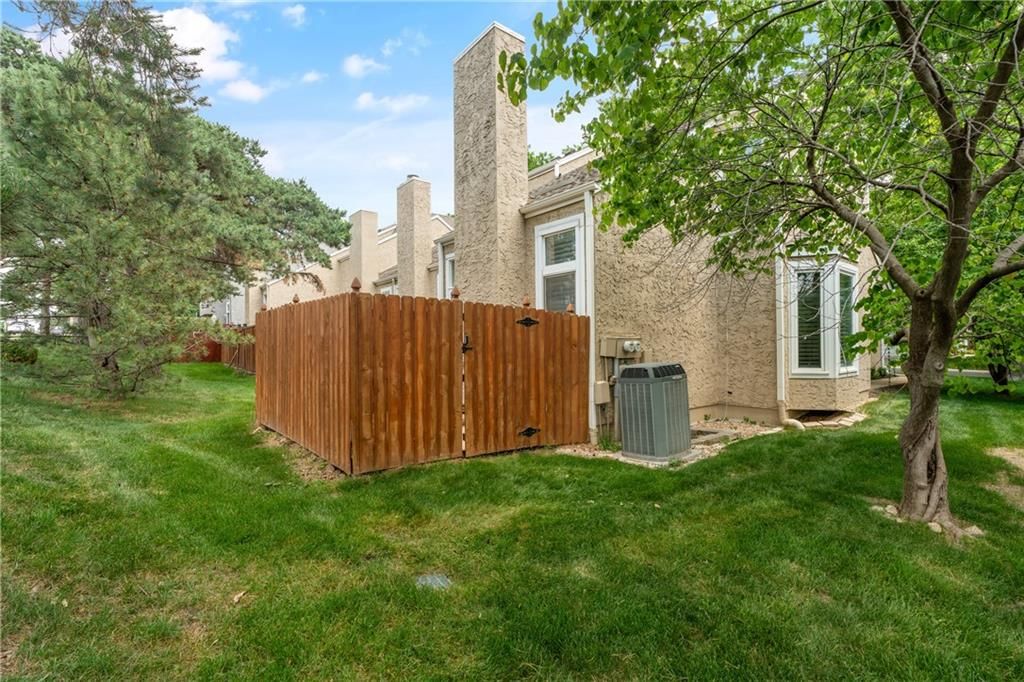 12595 Broadmoor Street — photo 30