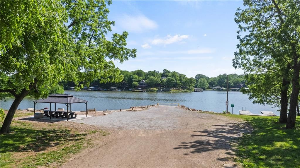 5037 Comanche Lane — photo 42