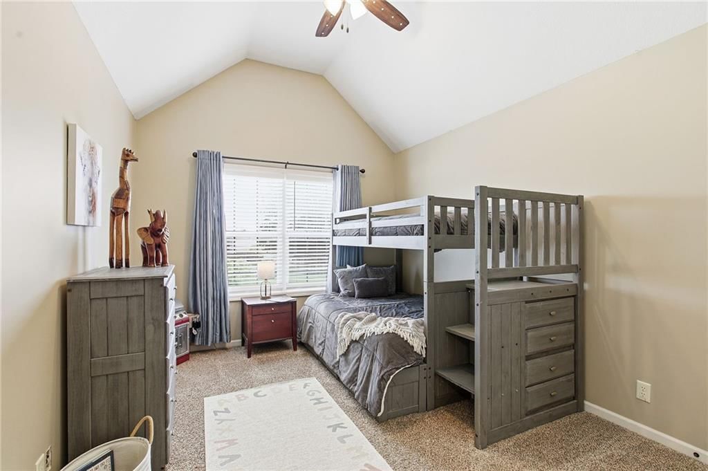 1601 NW Pond Avenue — photo 30