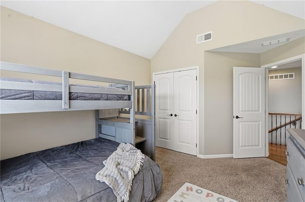 1601 NW Pond Avenue — photo 31