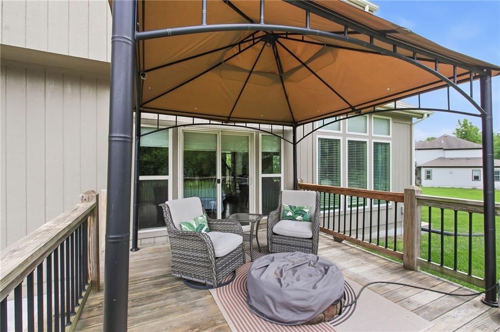 1601 NW Pond Avenue — photo 39