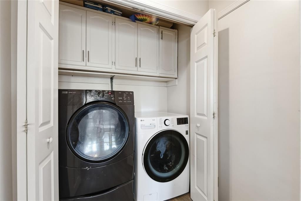 10023 W 86th Terrace — photo 16