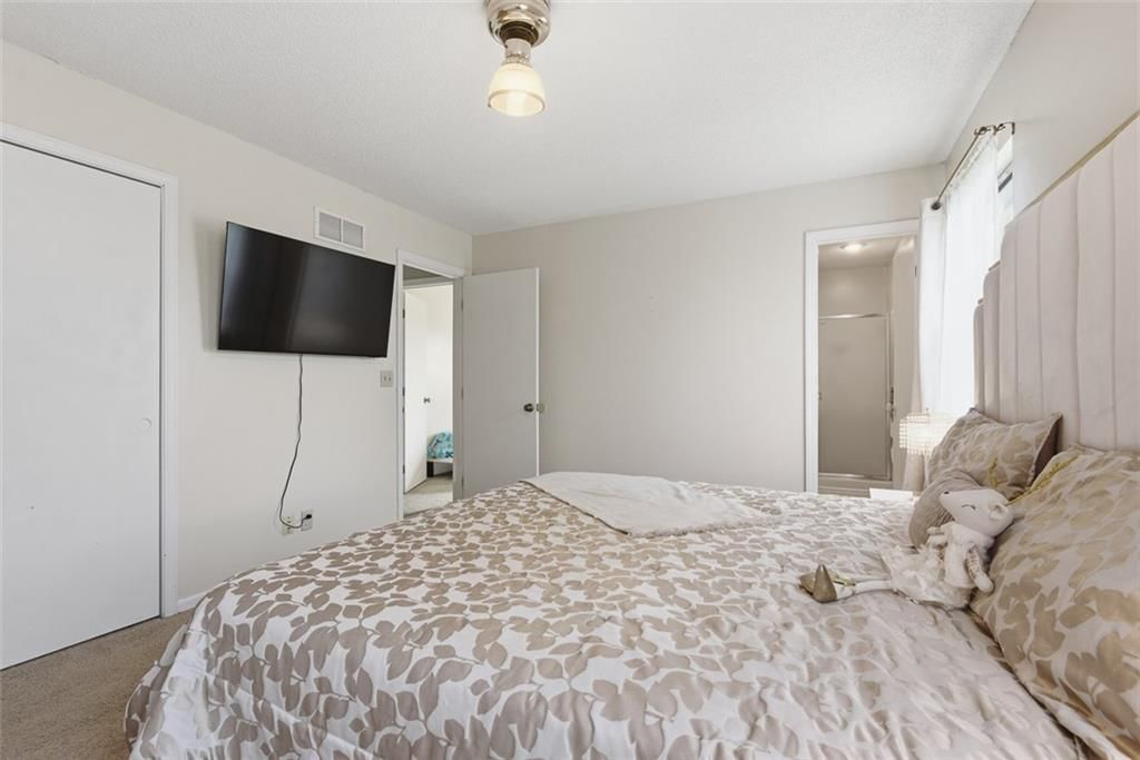 10023 W 86th Terrace — photo 18