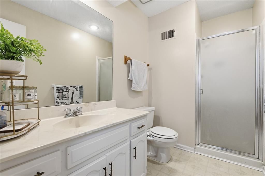 10023 W 86th Terrace — photo 19