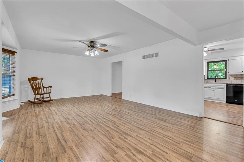 12208 E 62nd Terrace — photo 7