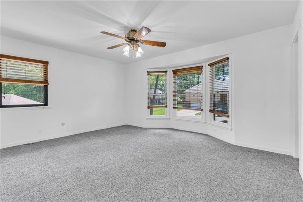 12208 E 62nd Terrace — photo 18