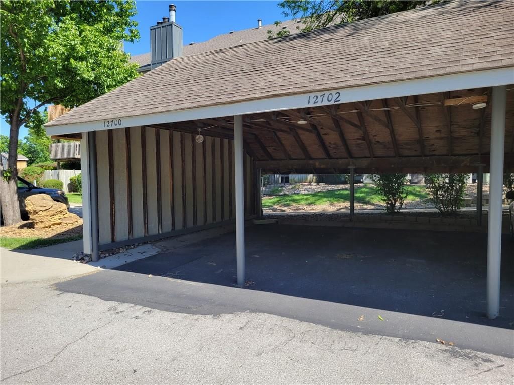 12702 W 110th Terrace — photo 18