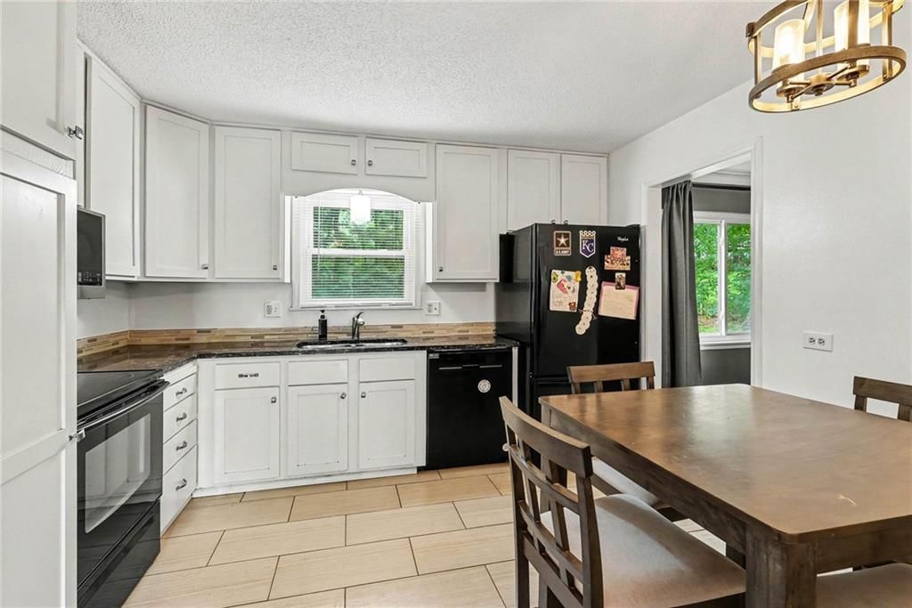 5620 Perry Avenue — photo 11
