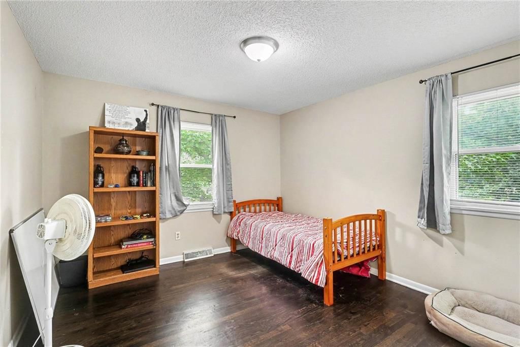 5620 Perry Avenue — photo 15