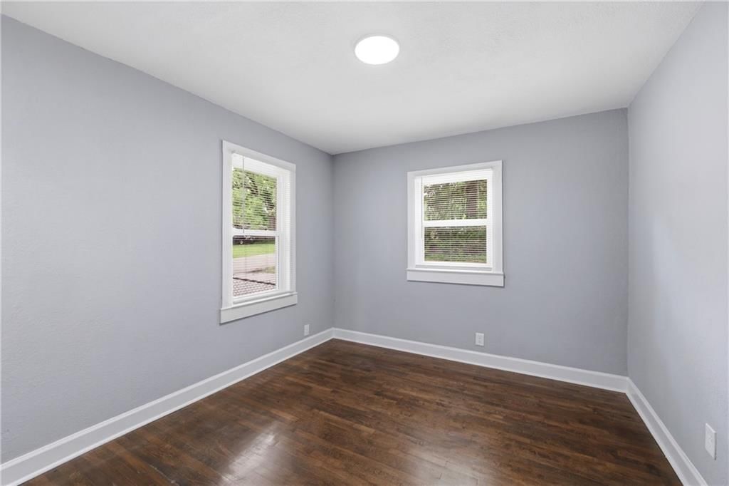 1530 S Harvard Avenue — photo 13