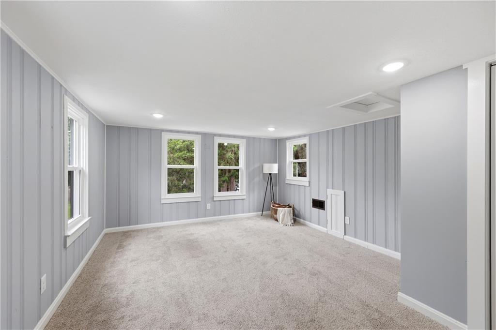 1530 S Harvard Avenue — photo 19