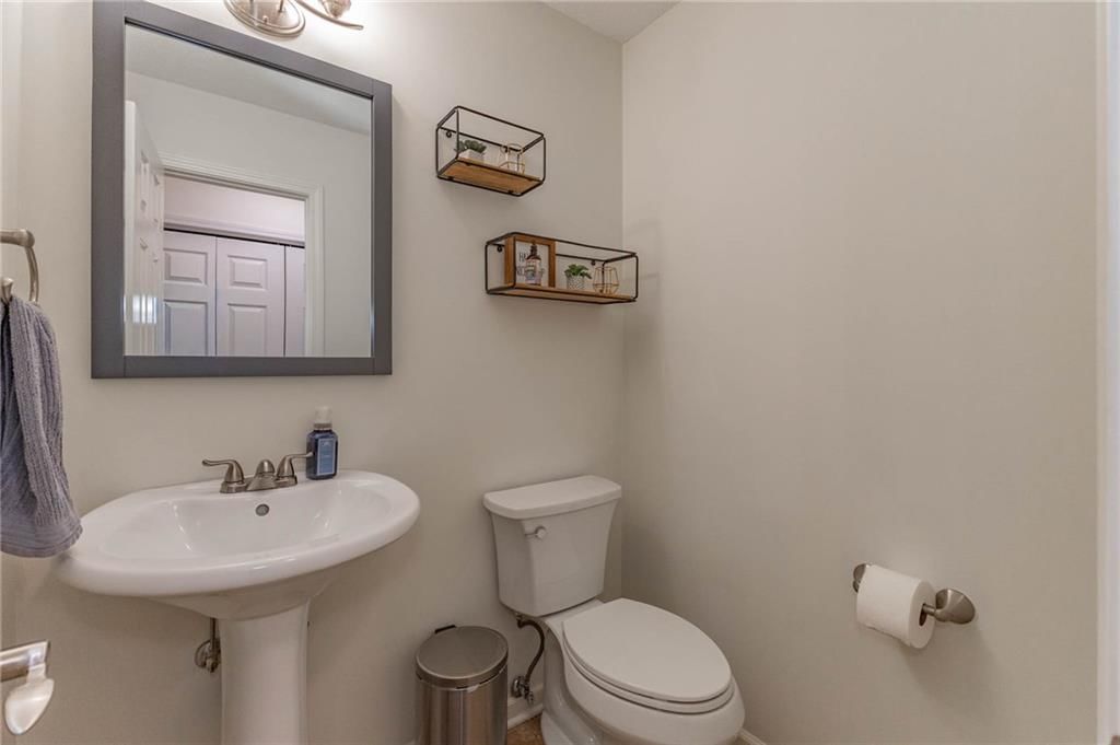 5421 McCoy Street — photo 16