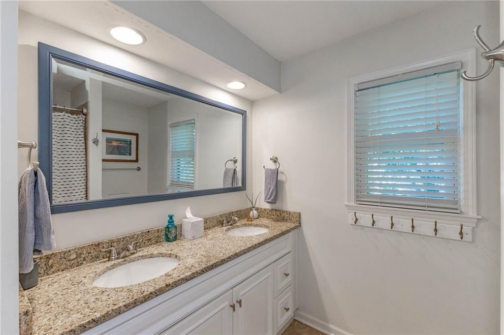 5421 McCoy Street — photo 21