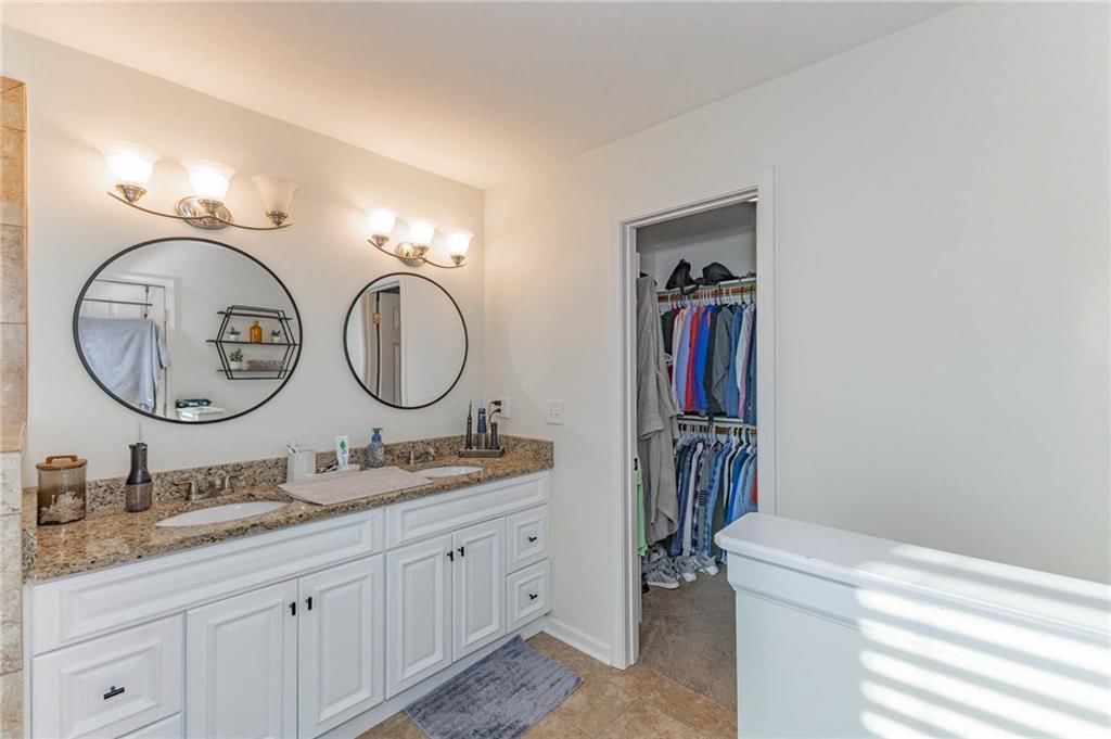 5421 McCoy Street — photo 35