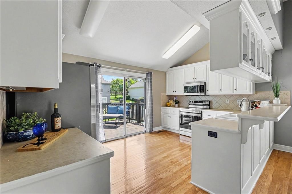 417 S Lakeshore Drive — photo 19