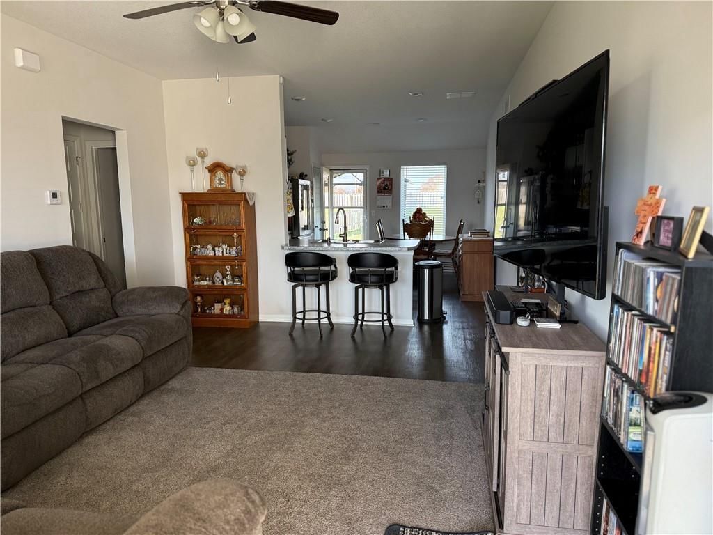 800 Bentley Drive — photo 5