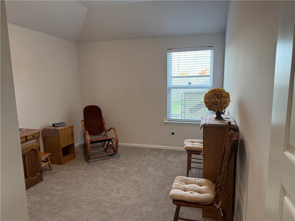 800 Bentley Drive — photo 8