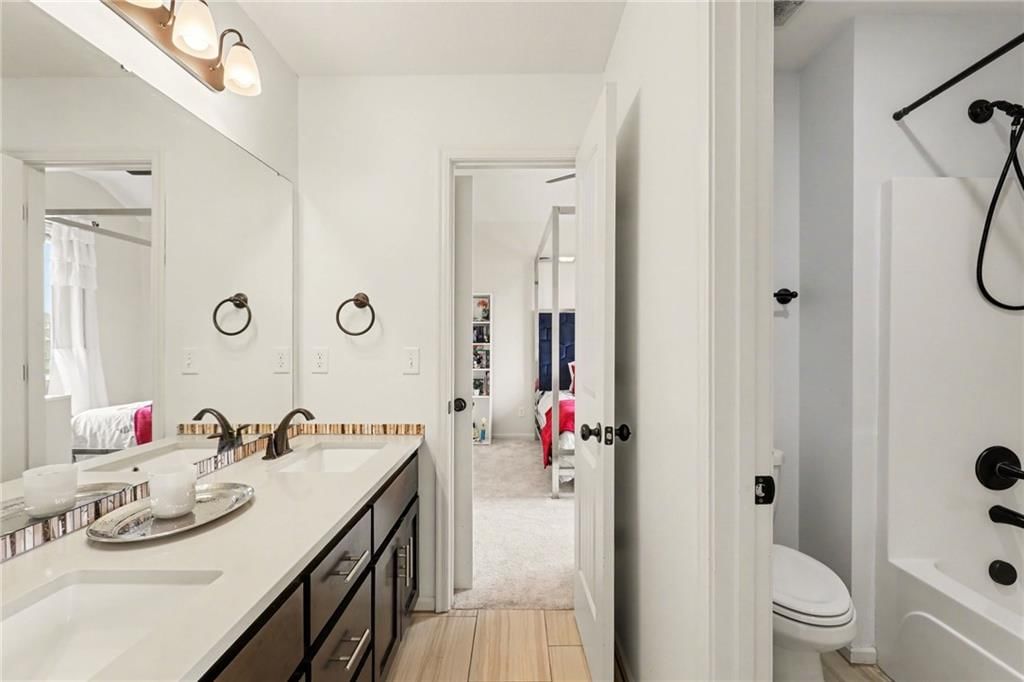 4212 SW Stoney Brook Drive — photo 16