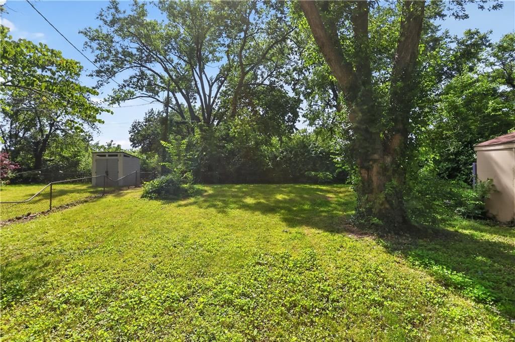 5318 N Garfield Avenue — photo 9