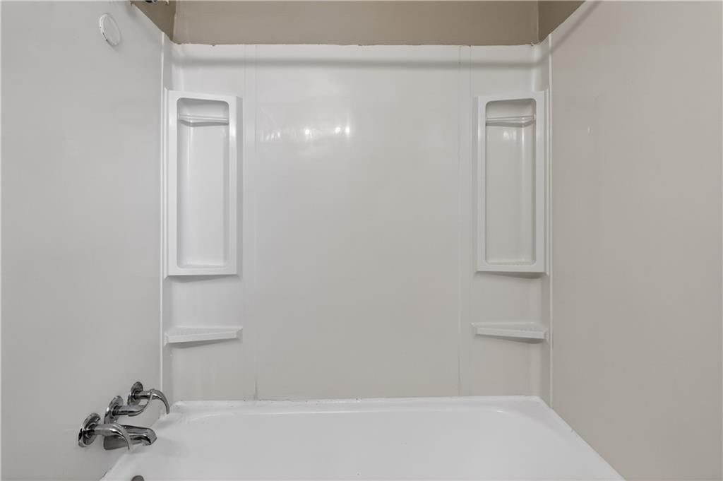 5318 N Garfield Avenue — photo 26