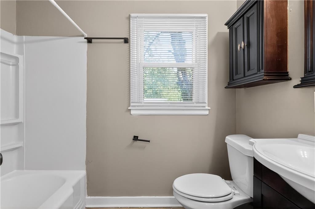 5318 N Garfield Avenue — photo 29
