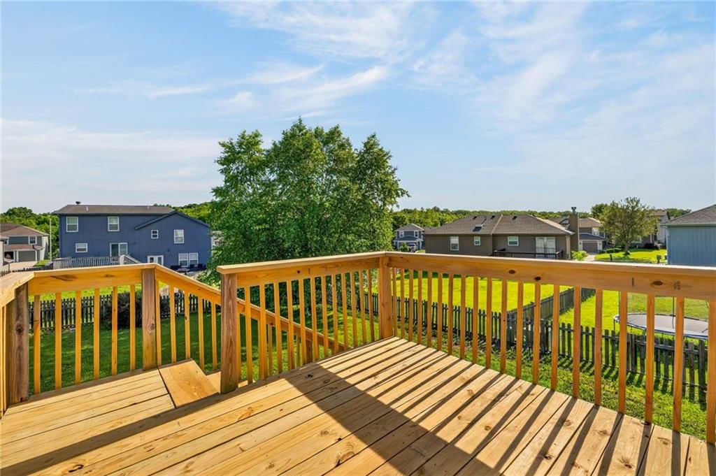 8605 NE 115th Terrace — photo 9