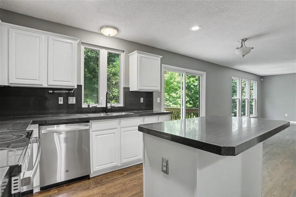 15667 S Blackfoot Street — photo 12