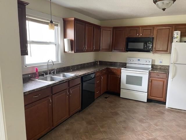 119 E 20th Street — photo 2