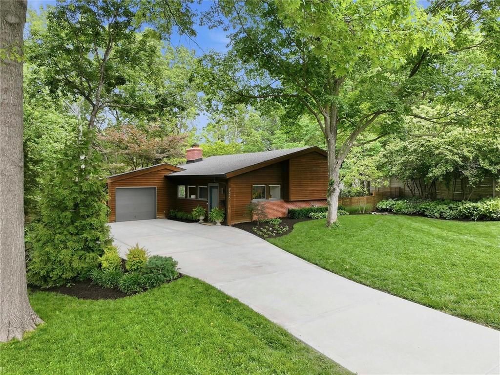 7415 ROSEWOOD Circle — photo 3