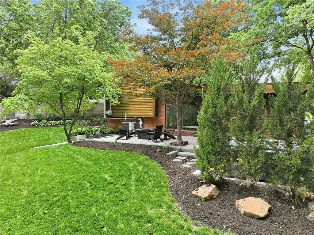 7415 ROSEWOOD Circle — photo 37