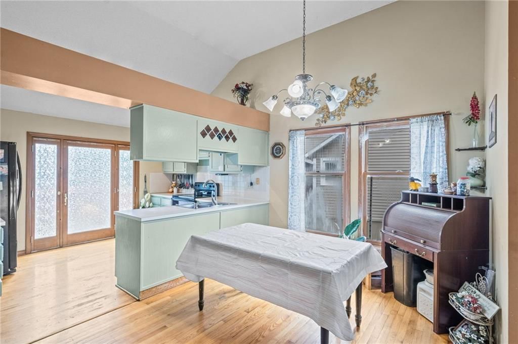 6413 Anderson Street — photo 11