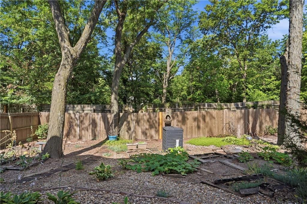 7690 N Everton Avenue — photo 38