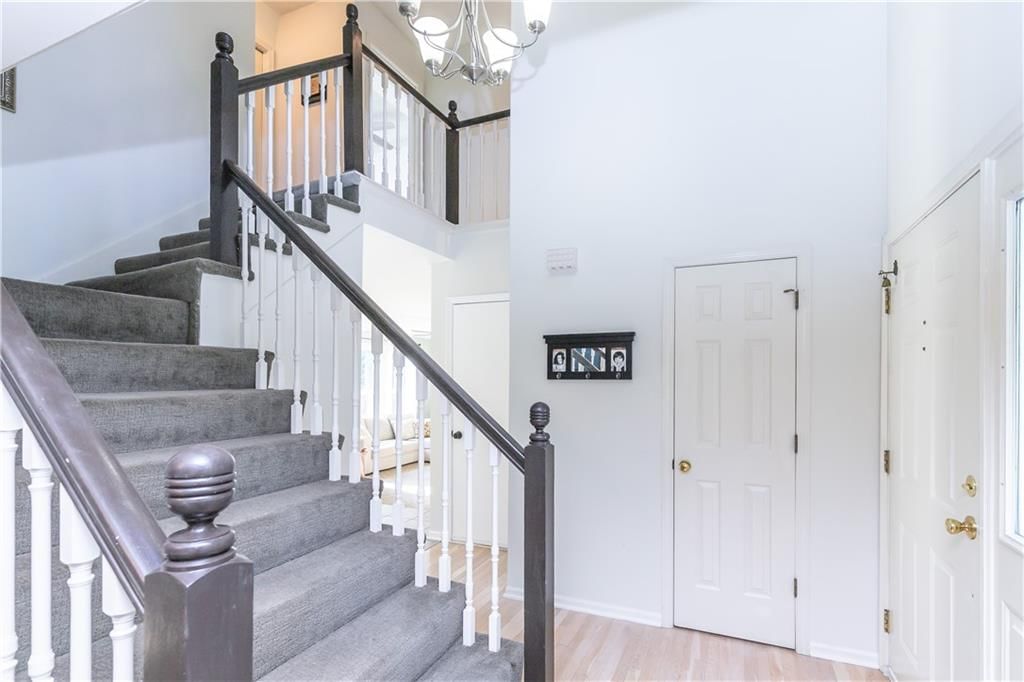 11938 S Hallet Street — photo 16